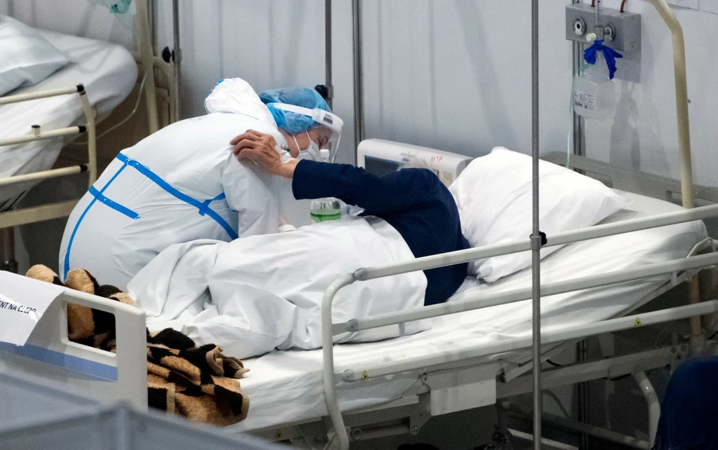Covidowy szpital tymczasowy w Poznaniu Covidowy szpital tymczasowy w Poznaniu