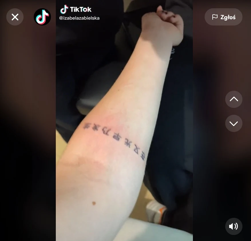 Nowy tatuaż Zabielskiej / @izabelazabielska Nowy tatuaż Zabielskiej / @izabelazabielska