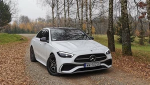 Mercedes C 220 d - czy to mała klasa S?