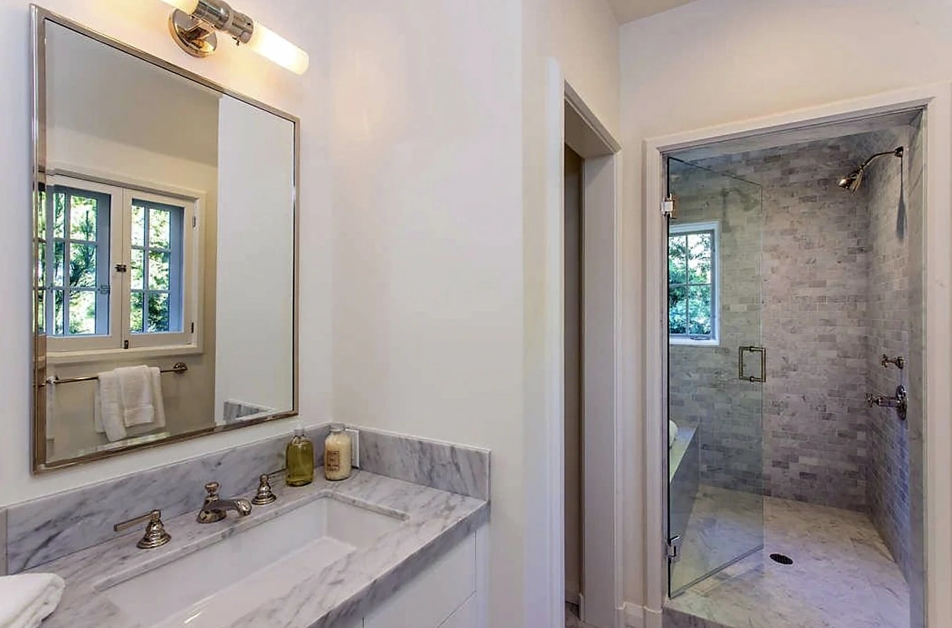 Leonardo DiCaprio wystawił swój dom na sprzedaż