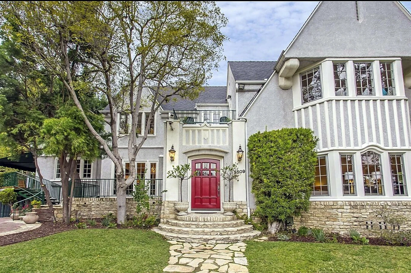 Leonardo DiCaprio wystawił swój dom na sprzedaż