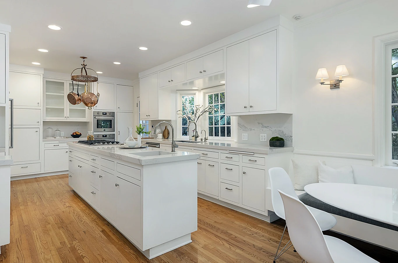 Leonardo DiCaprio wystawił swój dom na sprzedaż - kuchnia