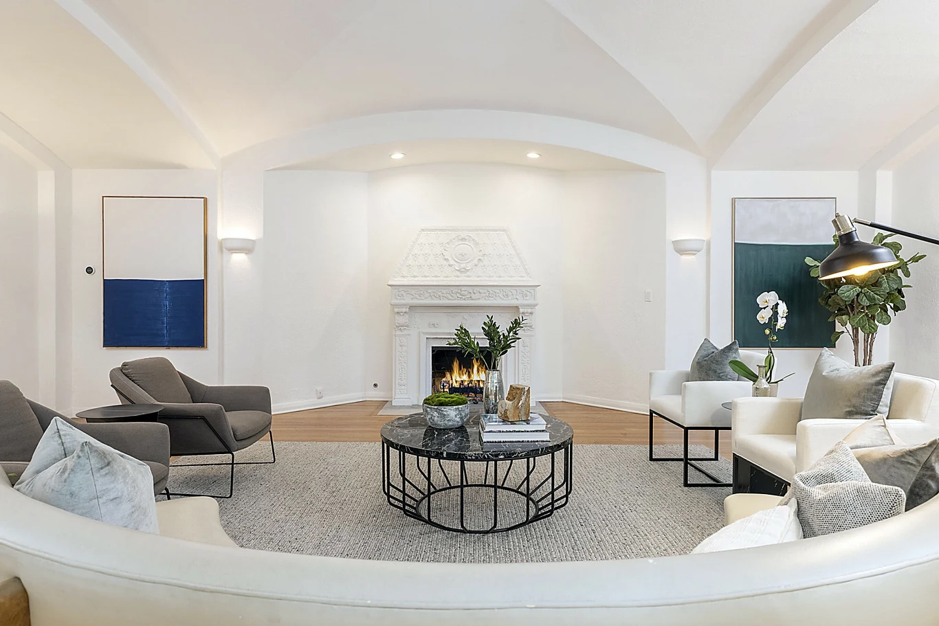 Leonardo DiCaprio wystawił swój dom na sprzedaż - salon