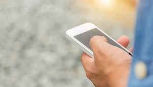 Spoofing telefoniczny polega na podszywaniu się dzwoniącego pod inne numery