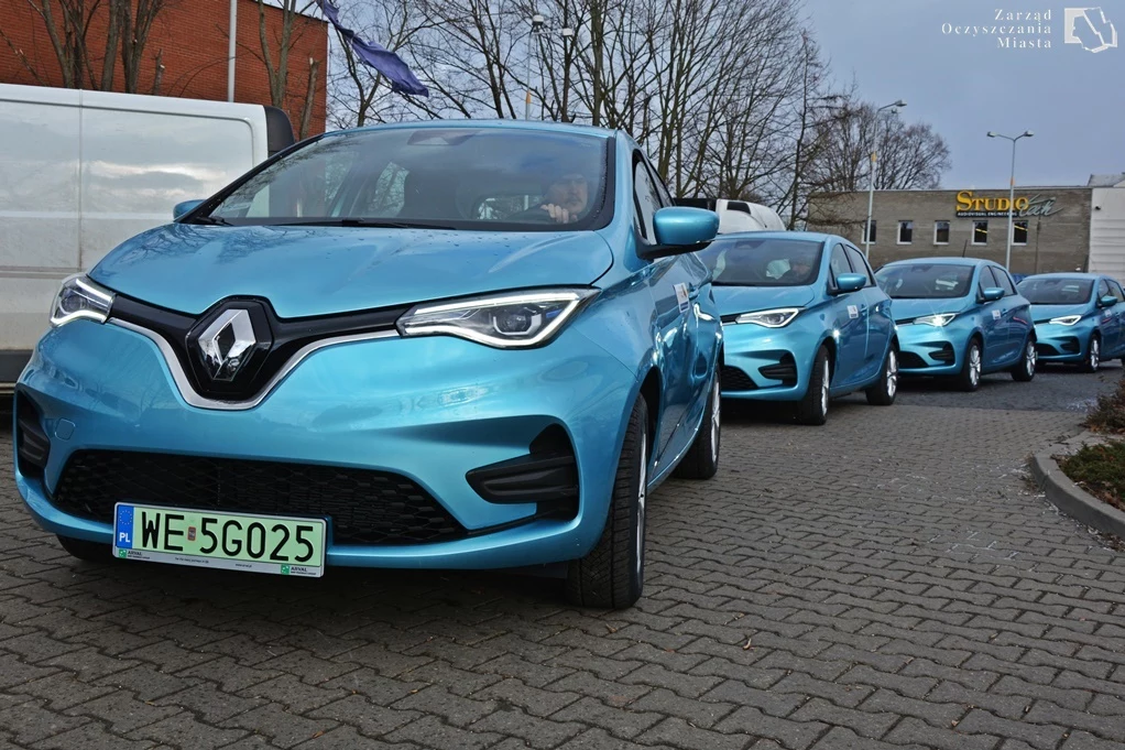 Warszawski Zarząd Oczyszczania Miasta korzystając z programu "Mój elektryk" wynajął 4 elektryczne Renault Zoe