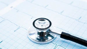 Migotanie przedsionków cechuje szybka i nieskoordynowana aktywacja przedsionków serca