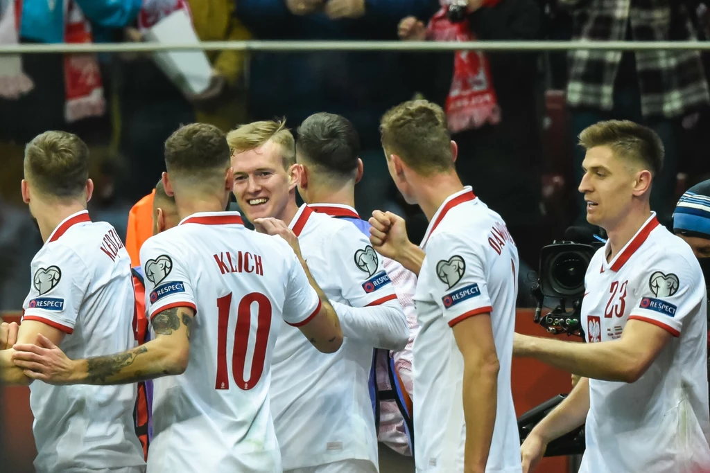 Karol Świderski podczas meczu reprezentacji Polski z Węgrami Karol Świderski podczas meczu reprezentacji Polski z Węgrami