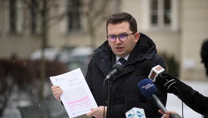 Bezobjawowi lekarzy mieliby pracować? Wojewoda małopolski pyta Ministerstwo Zdrowia