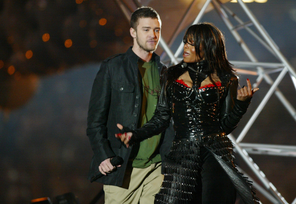 Justin Timberlake i Janet Jackson podczas słynnego występu na Super Bowl