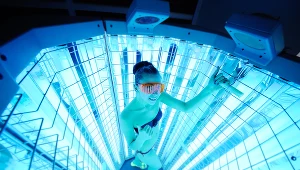 Fototerapia. Na co pomoże leczenie światłem?