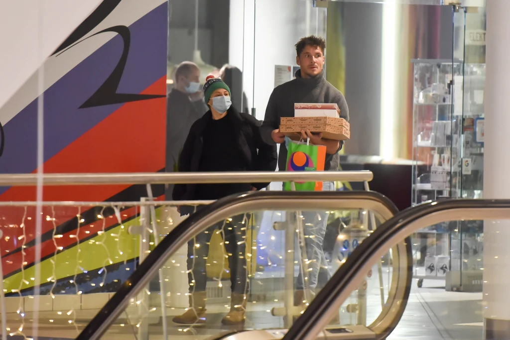 Mikołaj Roznerski z Martą Juras i synem Mikołaj Roznerski z Martą Juras i synem