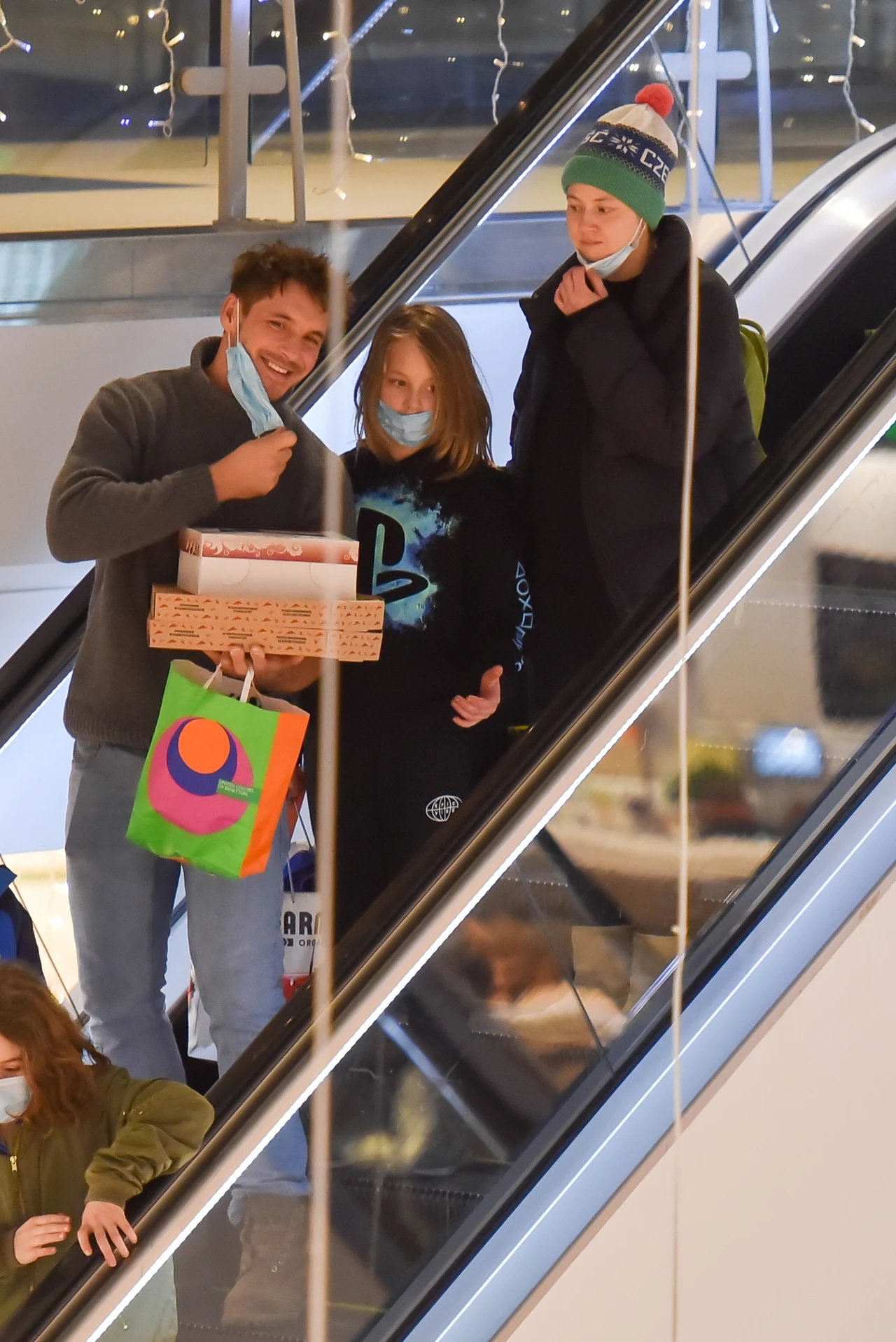 Mikołaj Roznerski z Martą Juras i synem Mikołaj Roznerski z Martą Juras i synem