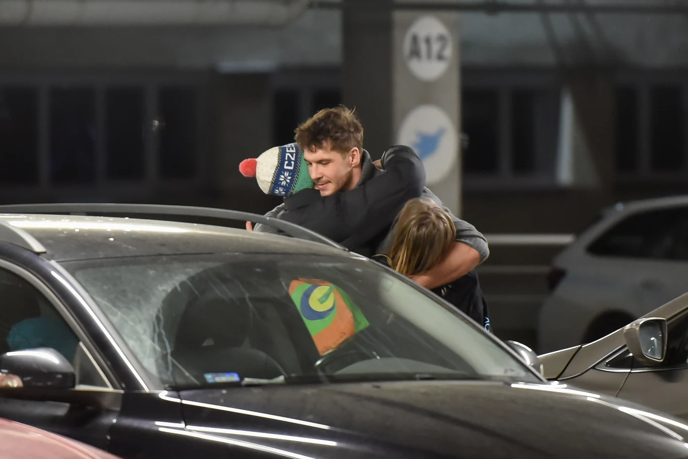 Mikołaj Roznerski z Martą Juras i synem