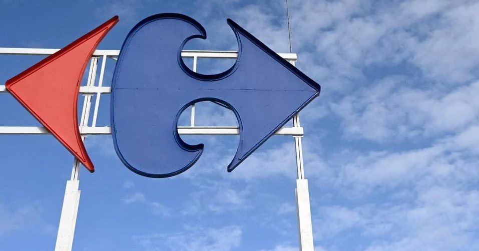 Zwolnienia grupowe w Carrefourze, decyzja już zapadła Zwolnienia grupowe w Carrefourze, decyzja już zapadła