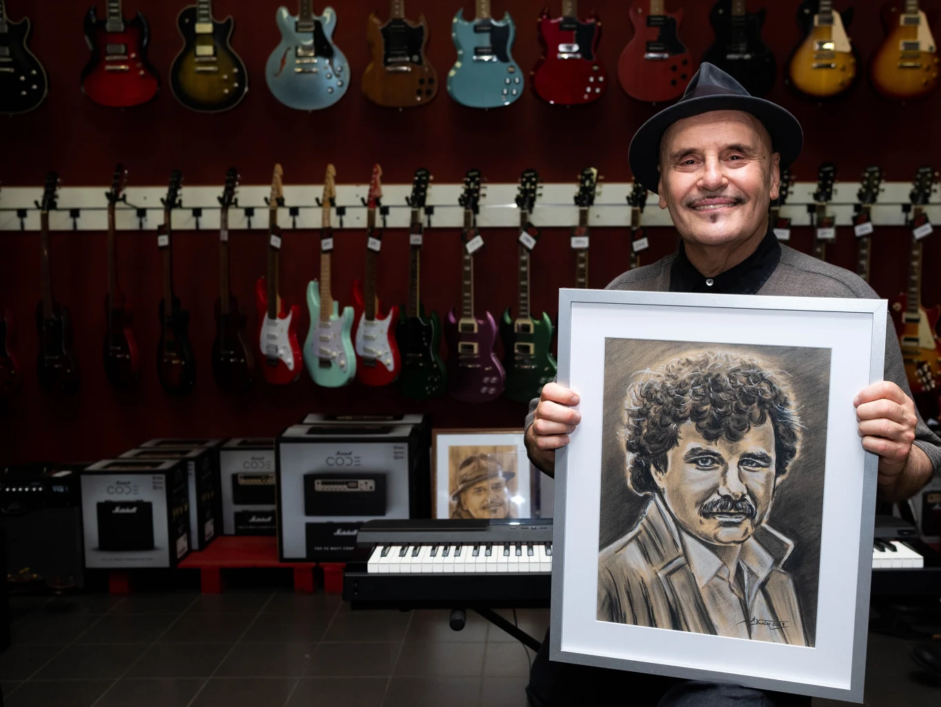 Marian Lichtman wraz z Krzysztofem Krawczykiem, Sławomirem Kowalewskim, Jerzym Krzemińskim i Bogdanem Borkowskim tworzył grupę Trubadurzy Marian Lichtman wraz z Krzysztofem Krawczykiem, Sławomirem Kowalewskim, Jerzym Krzemińskim i Bogdanem Borkowskim tworzył grupę Trubadurzy