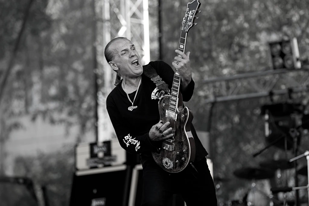 Pogrzeb Andrzeja Nowaka miał charakter państwowy