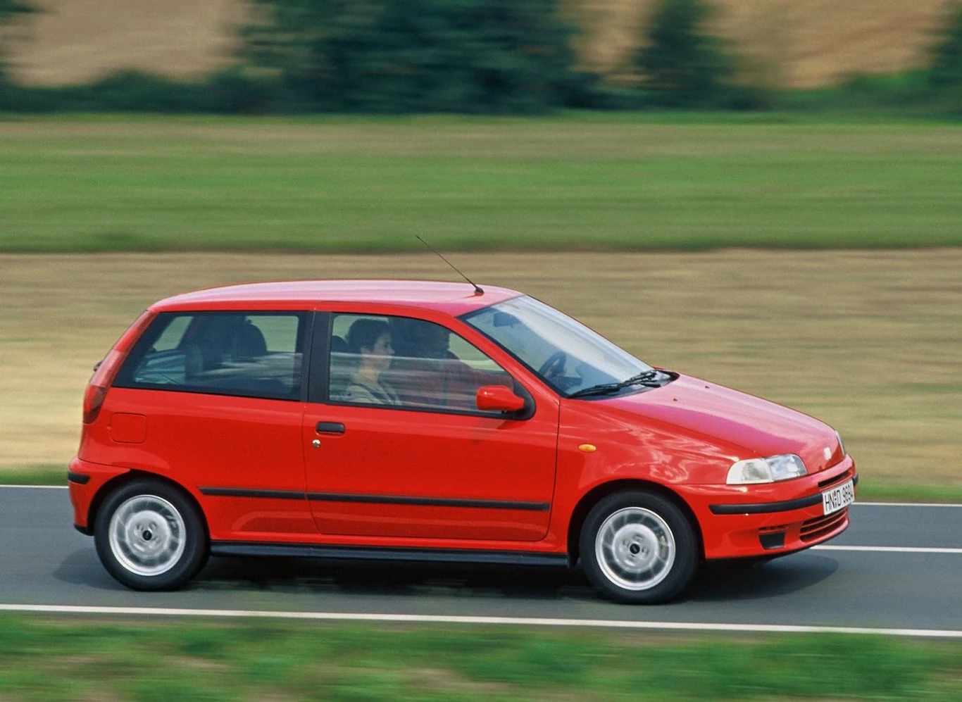 6. FIAT PUNTO - 9809 zezłomowanych 6. FIAT PUNTO - 9809 zezłomowanych