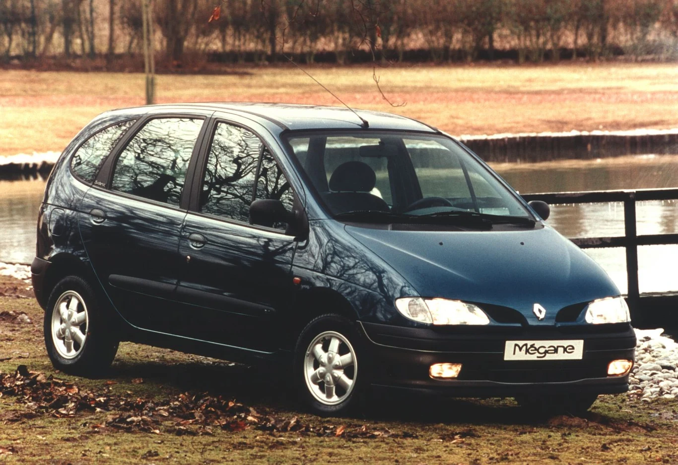 12. RENAULT MEGANE SCENIC - 6577 zezłomowanych 12. RENAULT MEGANE SCENIC - 6577 zezłomowanych
