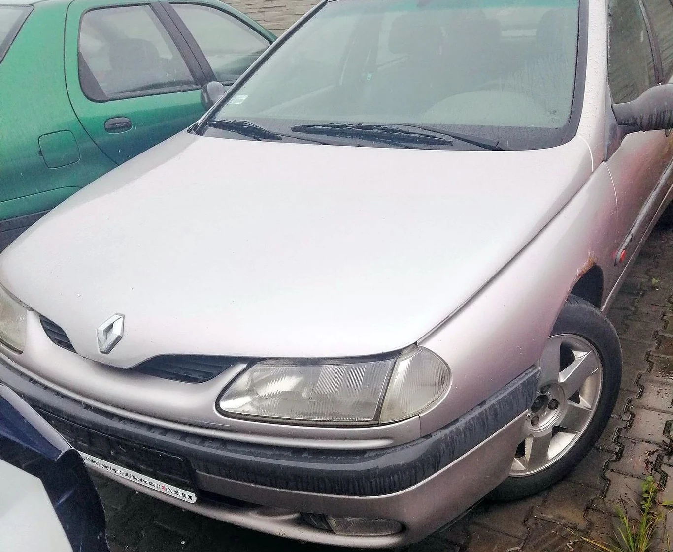 17. RENAULT LAGUNA - 5749 zezłomowanych 17. RENAULT LAGUNA - 5749 zezłomowanych