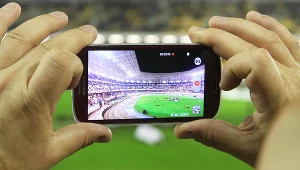 Pieniądze dalej idą pod stołem! „Widziały gały, co brały”