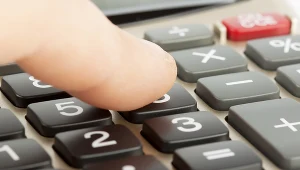 Wielu pracowników, którzy w styczniu otrzymali niższe niż w grudniu wynagrodzenie netto, dostało lub dostanie zwrot różnicy