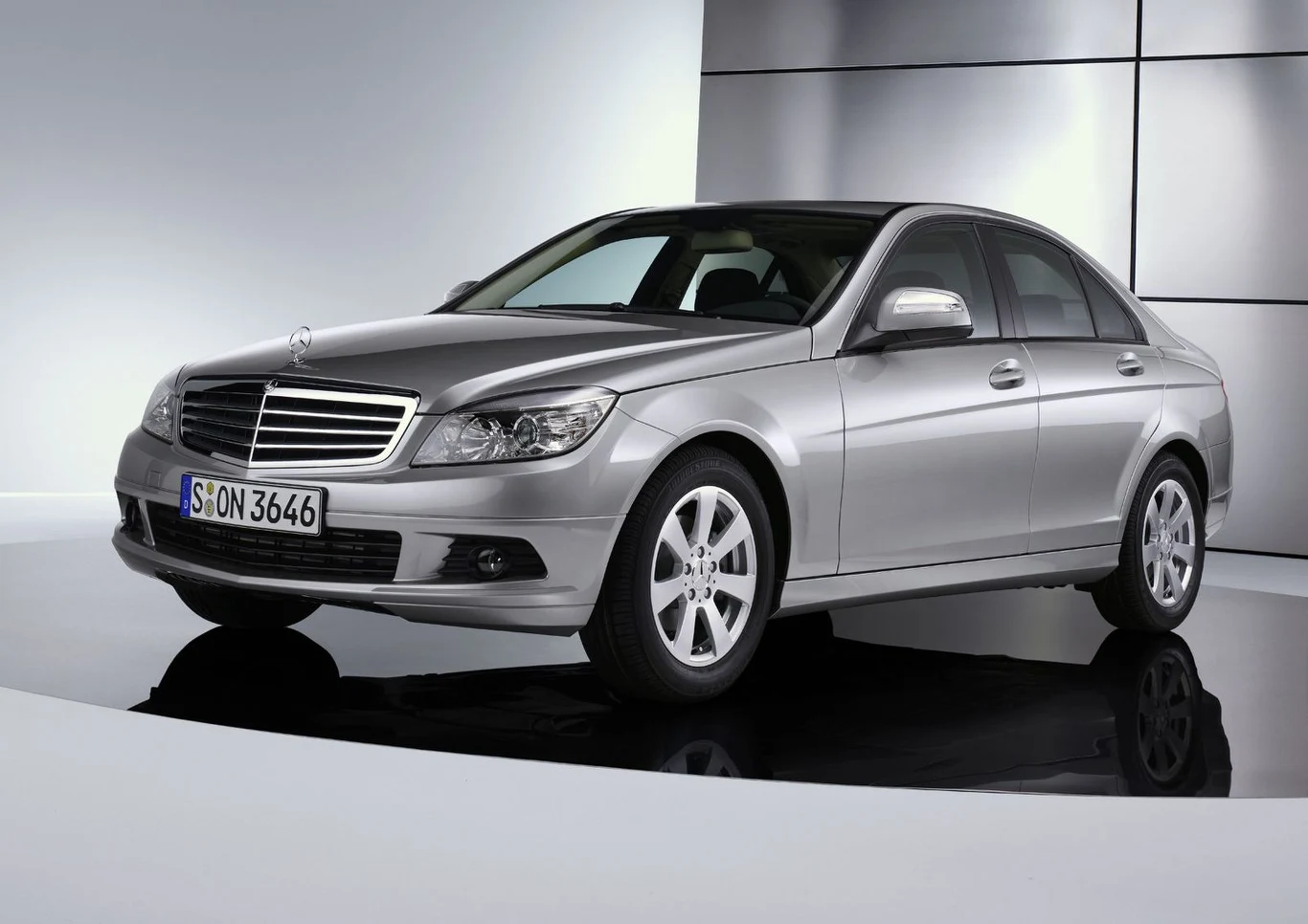 3. Mercedes klasy C W204 - 2007-2014 3. Mercedes klasy C W204 - 2007-2014