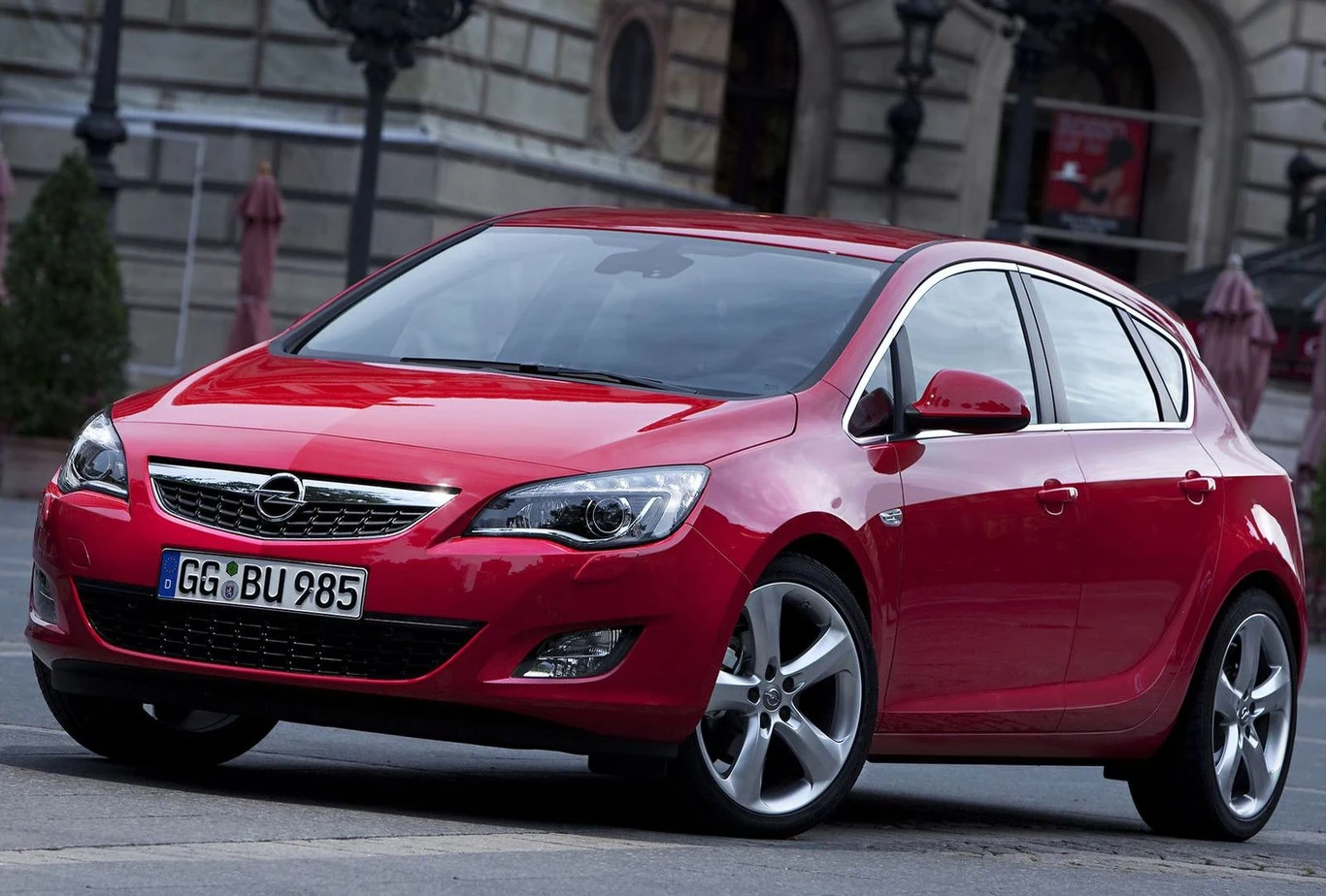 8. Opel Astra J - 2010 8. Opel Astra J - 2010