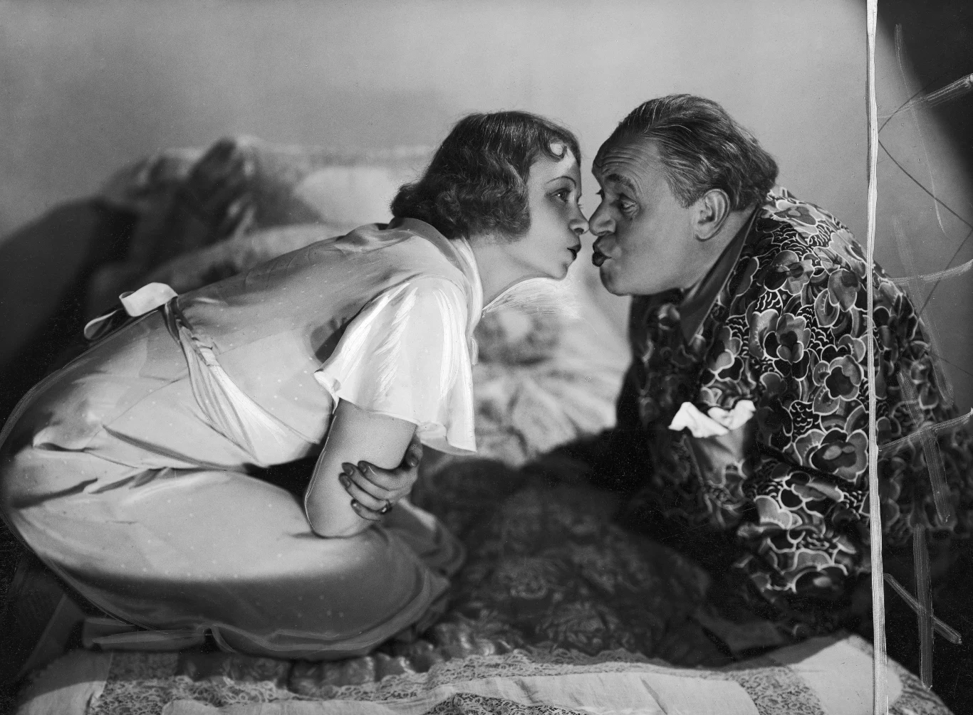 Antoni Fertner i Maria Chmurkowska w przedstawieniu "Gdzie jest mój papa" Antoni Fertner i Maria Chmurkowska w przedstawieniu "Gdzie jest mój papa"