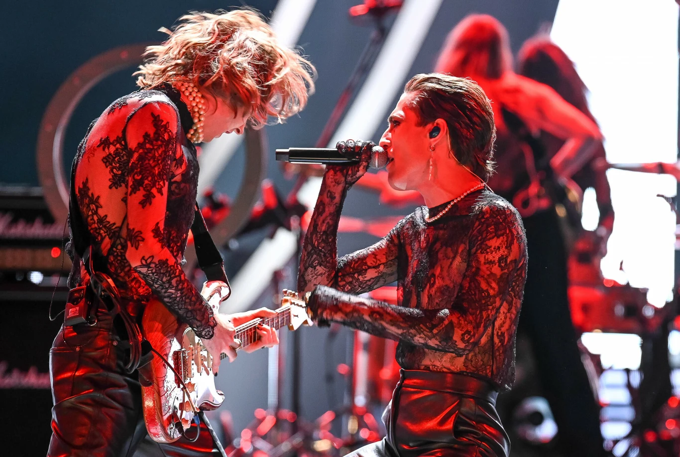 Ubiegłoroczną Eurowizję zwyciężył włoski zespół Maneskin Ubiegłoroczną Eurowizję zwyciężył włoski zespół Maneskin