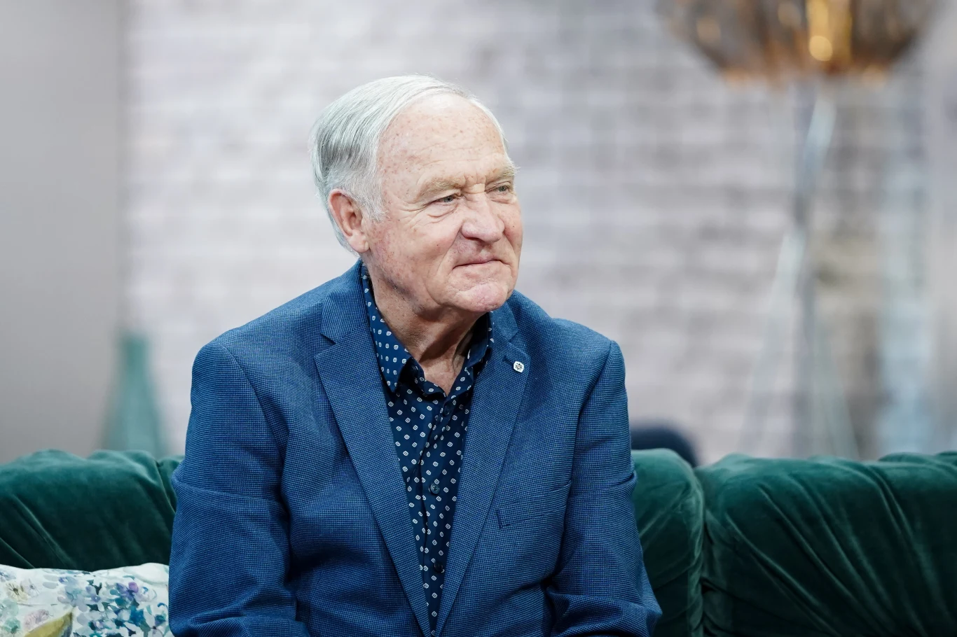 Gerard Makosz w wieku 81 lat oświadczył się Iwonie Gerard Makosz w wieku 81 lat oświadczył się Iwonie