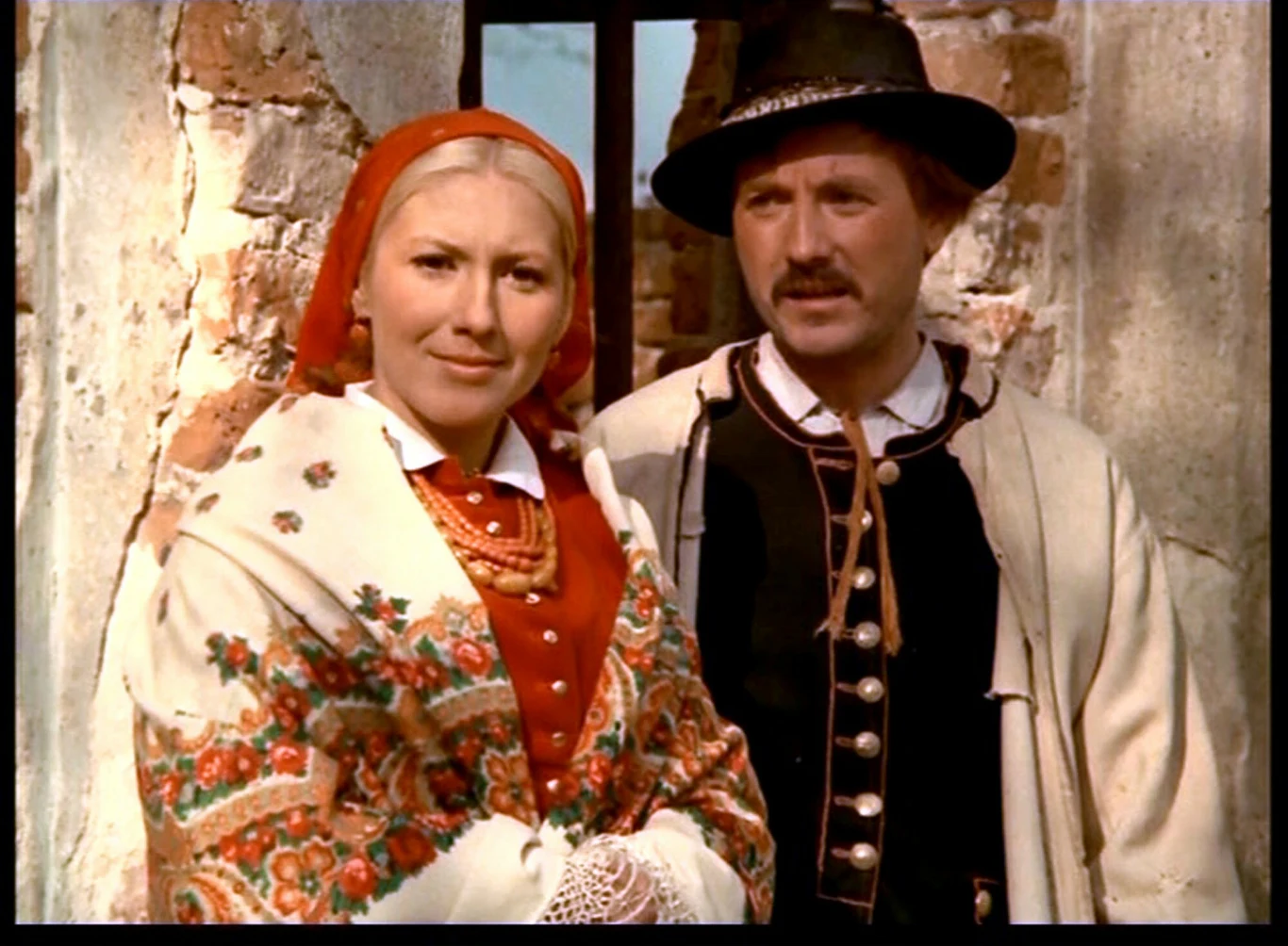 Emilia Krakowska i Ignacy Gogolewski w "Chłopach" Emilia Krakowska i Ignacy Gogolewski w "Chłopach"