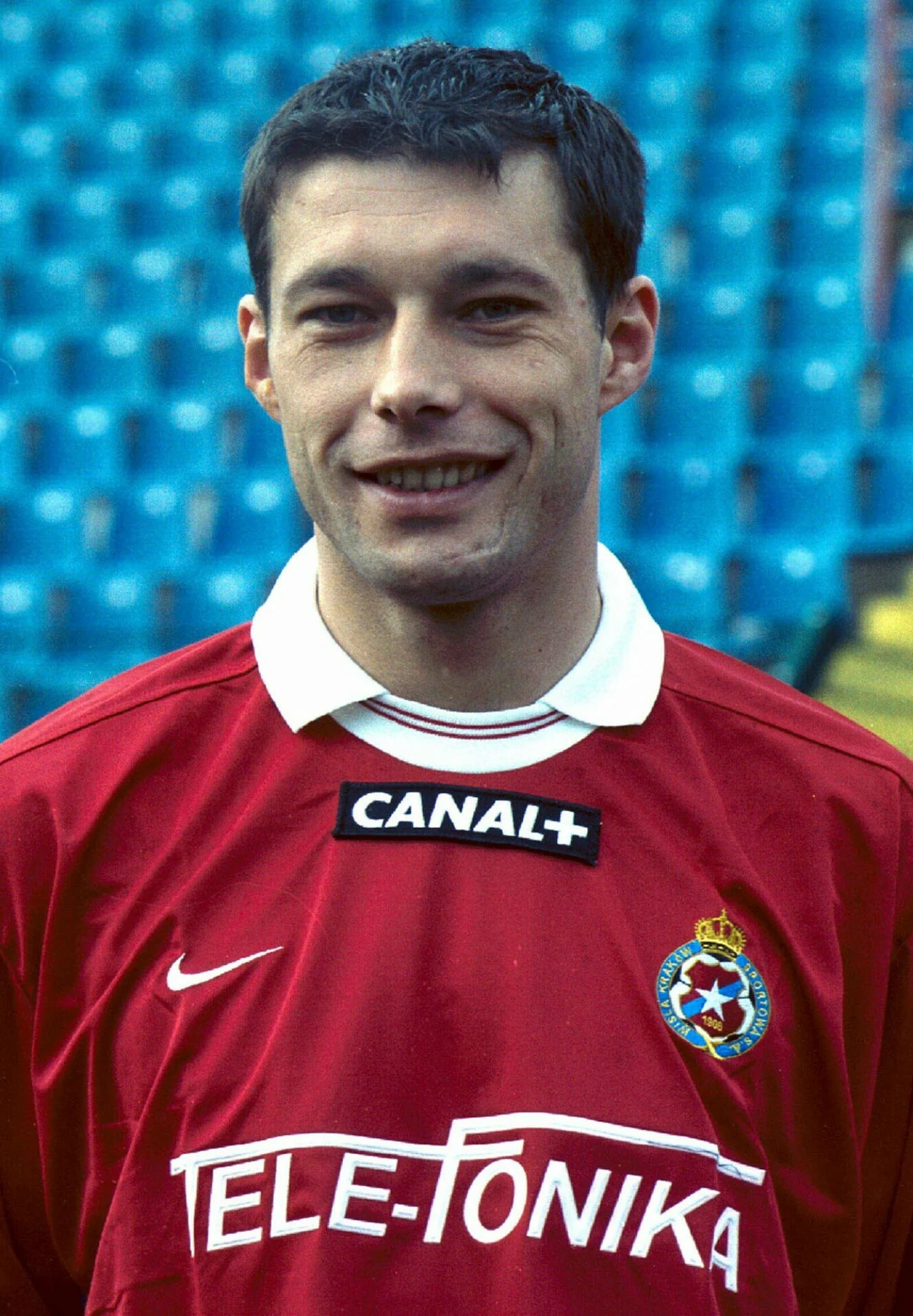 Igor Sypniewski grał na pozycji napastnika oraz ofensywnego pomocnika Igor Sypniewski grał na pozycji napastnika oraz ofensywnego pomocnika