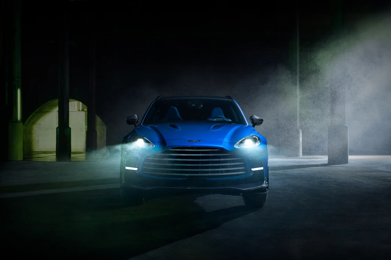 Aston Martin DBX Aston Martin DBX