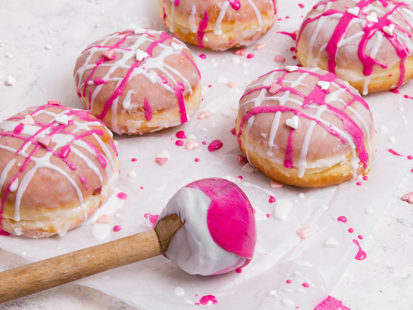 Tegoroczna oferta sklepów na tłusty czwartek jest naprawdę bogata Tegoroczna oferta sklepów na tłusty czwartek jest naprawdę bogata