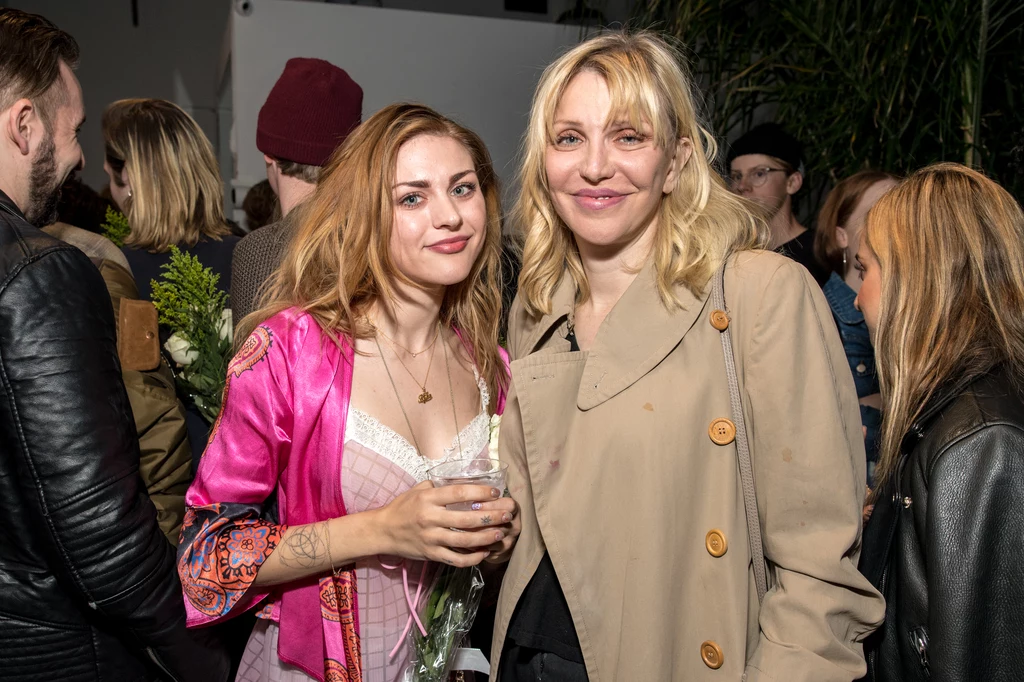 Frances Bean Cobain i Courtney Love w 2018 r.