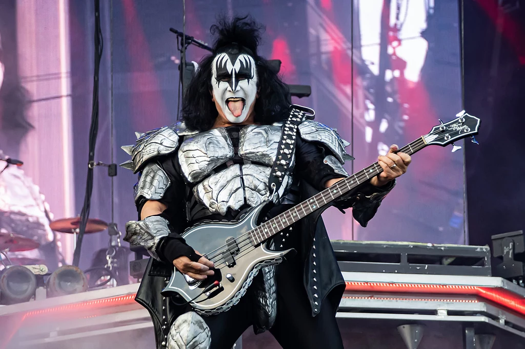 Gene Simmons jest liderem grupy Kiss