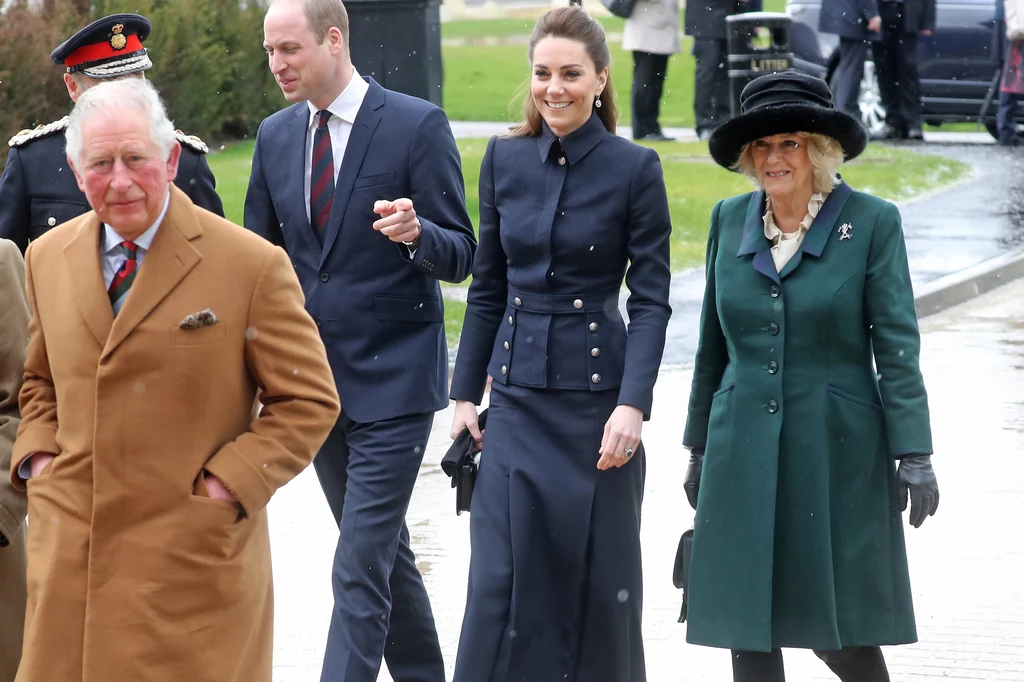 Księżna Camilla przejmuje obowiązki Meghan Markle. Tego nikt się chyba nie spodziewał 