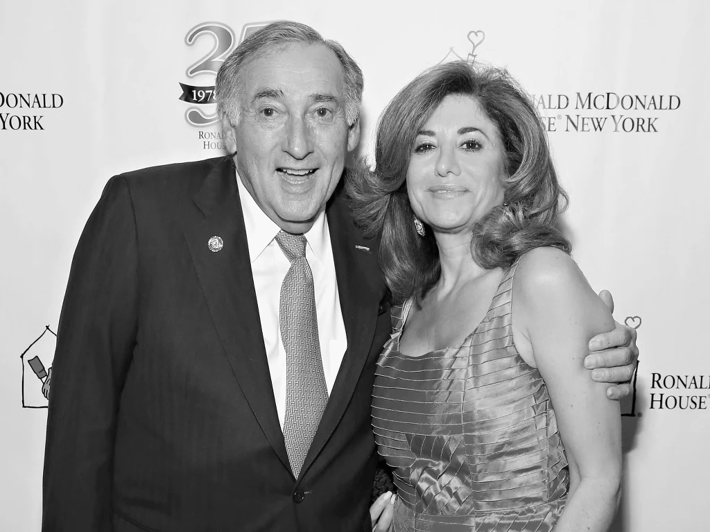 Myron P. "Mike" Shevell nie żyje. Zmarł teść Paula McCartneya