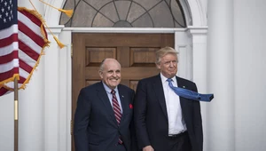 Rudy Giuliani pojawił się w "The Masked Singer". Jurorzy protestują