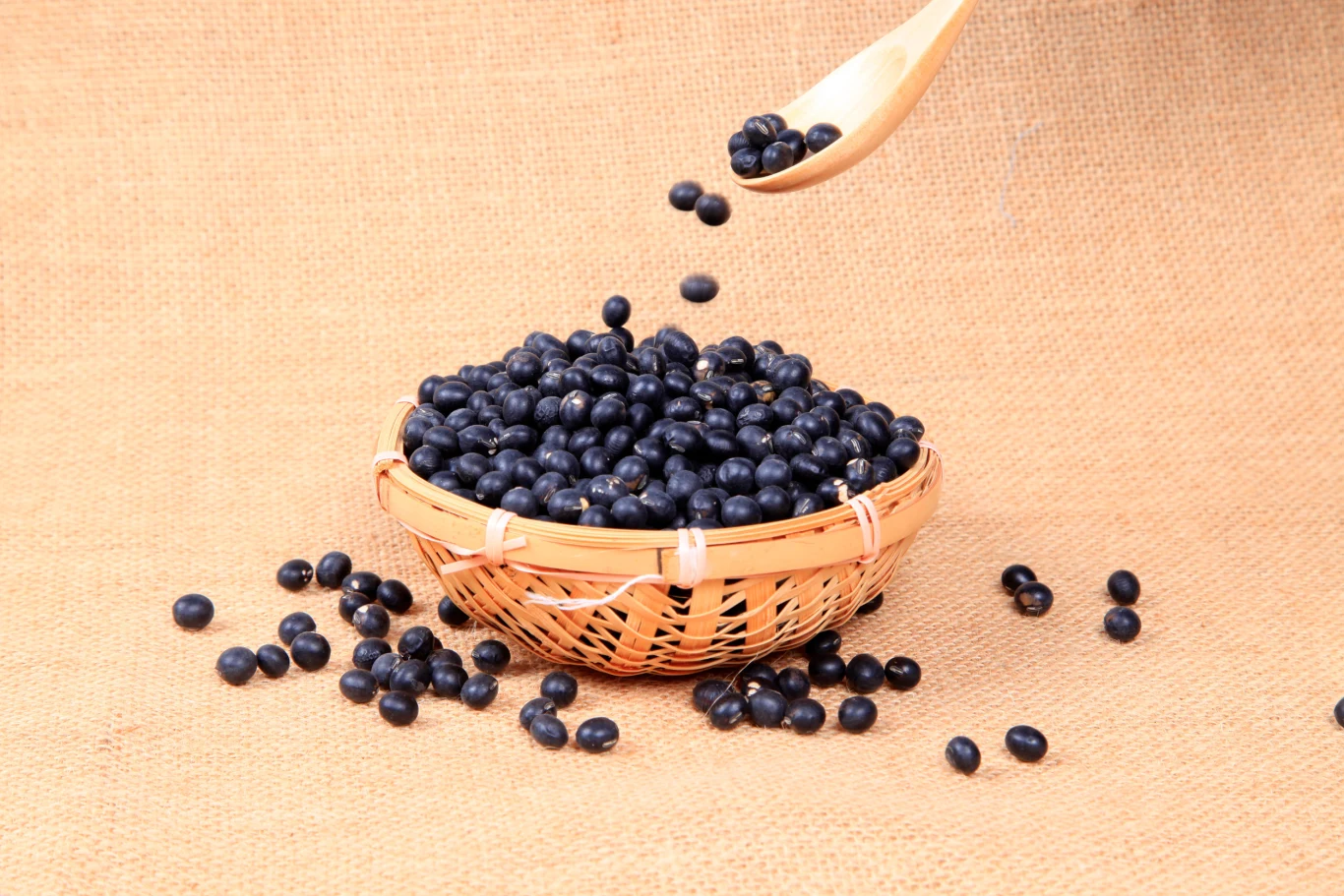 Czarna fasola posiada wiele cennych witamin i minerałów