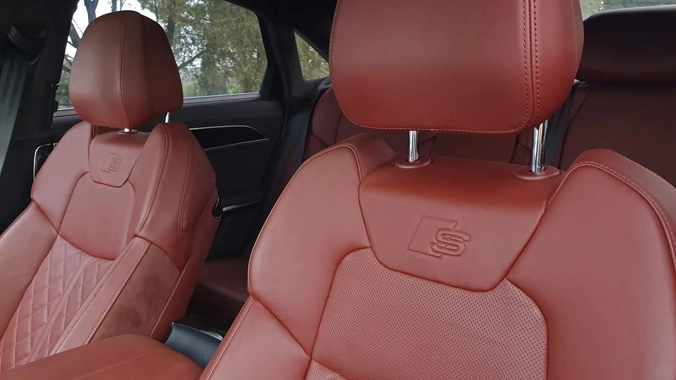 Audi S8