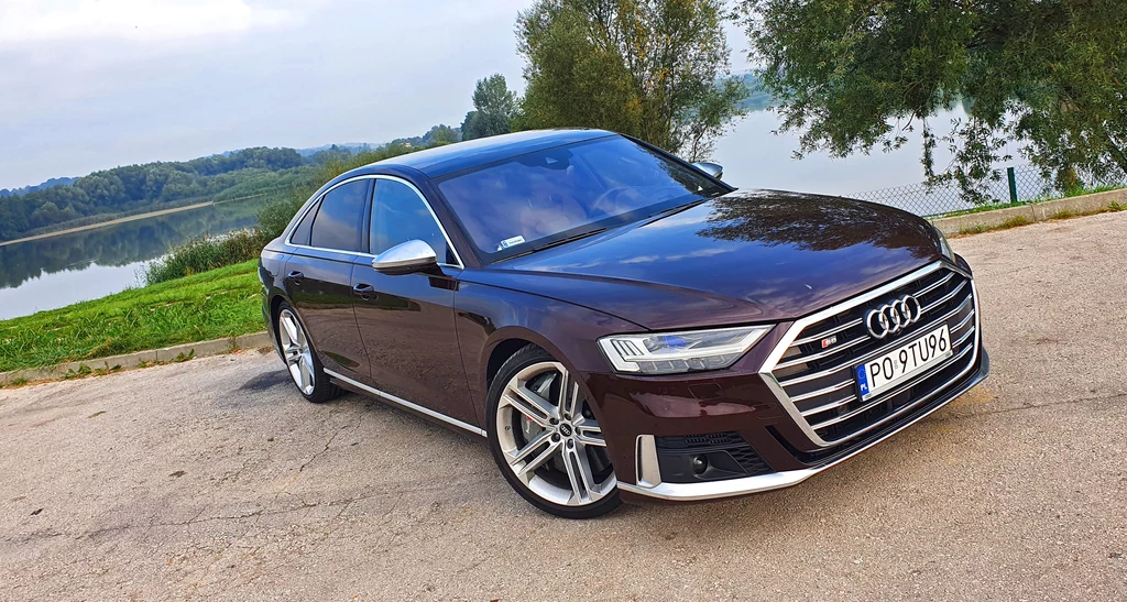 Audi S8