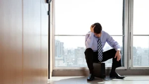 Zarobki: Paski grozy. Kolejne przelewy i znów niższe wypłaty