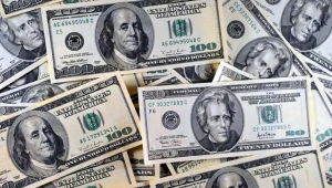 Dolar przyglada się Fed 