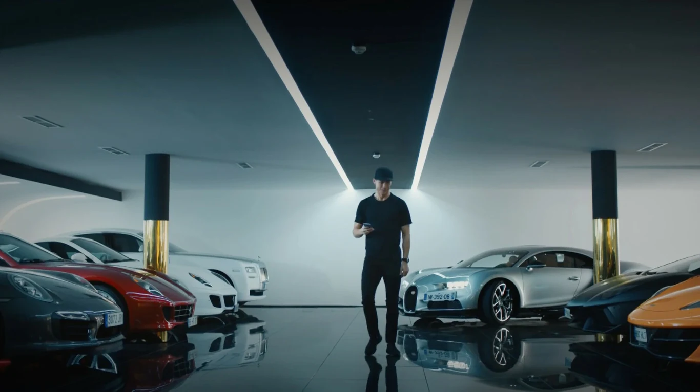 Pokaźna kolekcja aut Ronaldo Pokaźna kolekcja aut Ronaldo