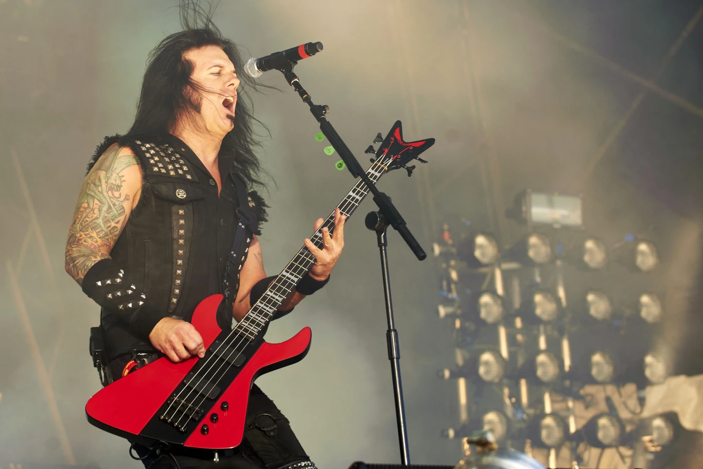 David Vincent stoi na czele I Am Morbid David Vincent stoi na czele I Am Morbid