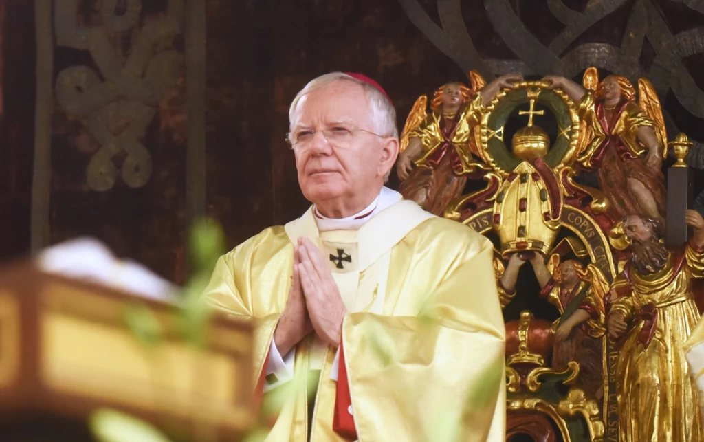 Abp. Jędraszewski zacytował w homilii utwór rapowy