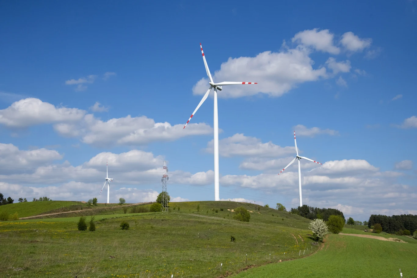 Elektrownia wiatrowa w Potasznie (woj. podlaskie). Elektrownia wiatrowa w Potasznie (woj. podlaskie).