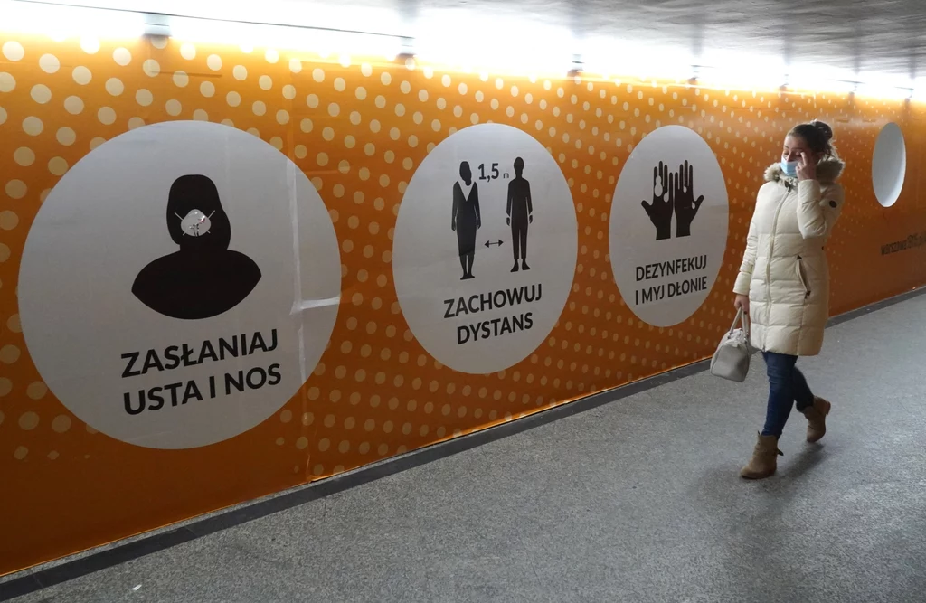 Maseczki przestaną być obowiązkowe? Maseczki przestaną być obowiązkowe?
