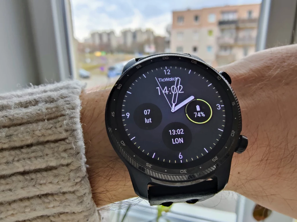 Mobvoi TicWatch Pro 3 Ultra - sprzęt ma naprawdę spory potencjał